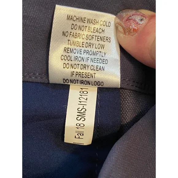 NWT Fairway & Greene Ladies Megan Golf Short- Twilight- Size 8 - Picture 3 of 6